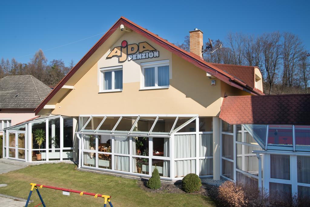 Penzion Ajda Liptovský Mikuláš Extérieur photo