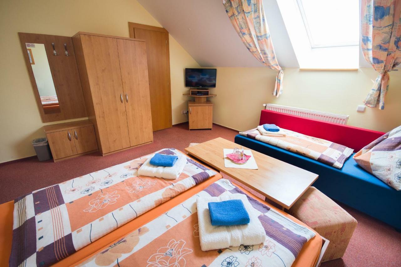Penzion Ajda Liptovský Mikuláš Extérieur photo